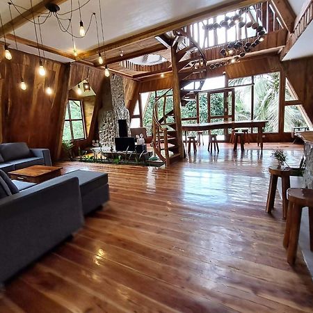 Camiguin Volcano Houses - A-Frame House Mambajao Eksteriør billede