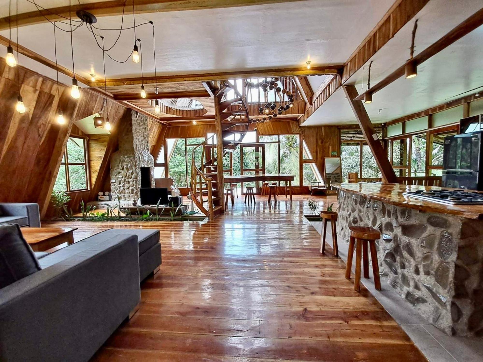 Camiguin Volcano Houses - A-Frame House Mambajao Eksteriør billede