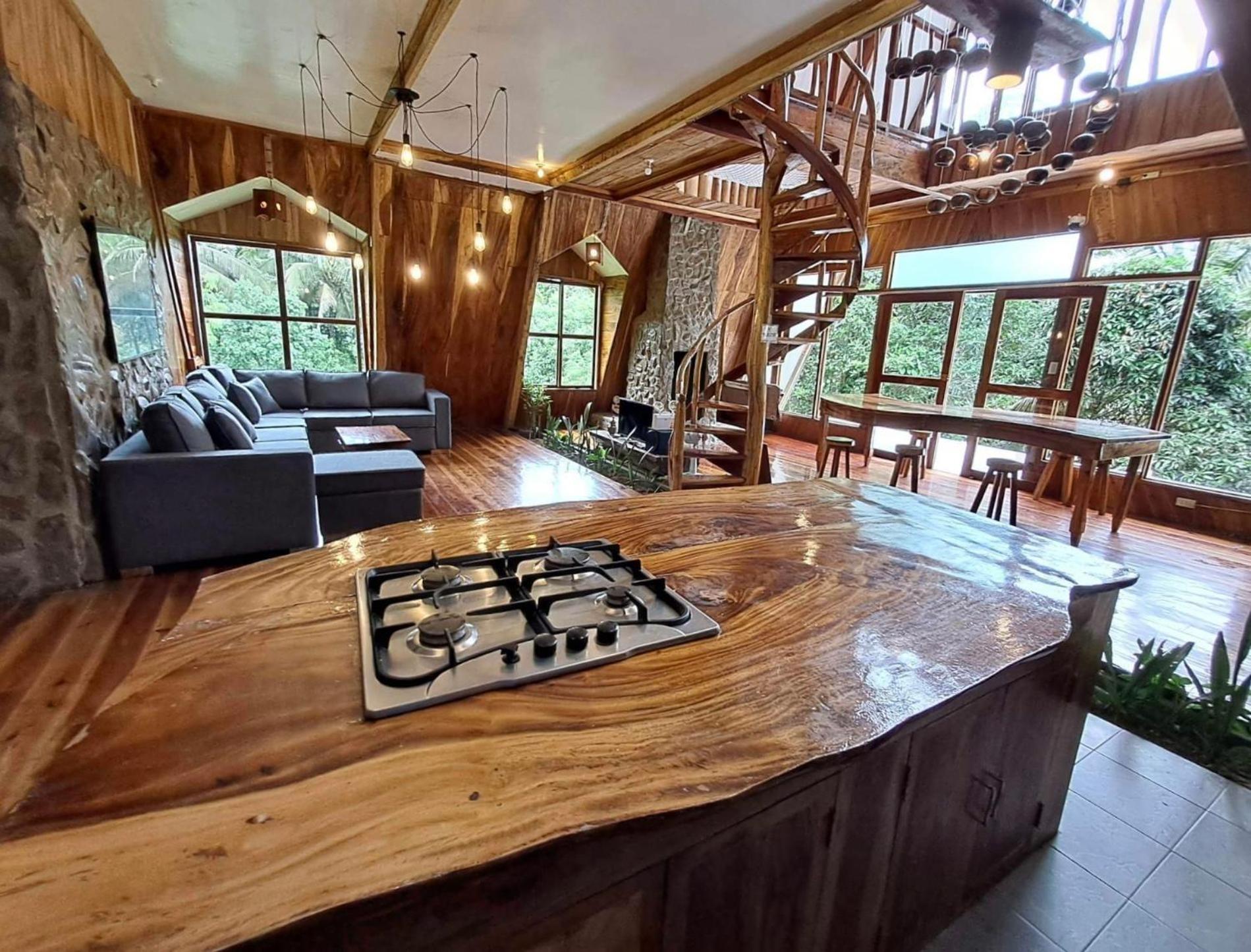 Camiguin Volcano Houses - A-Frame House Mambajao Eksteriør billede