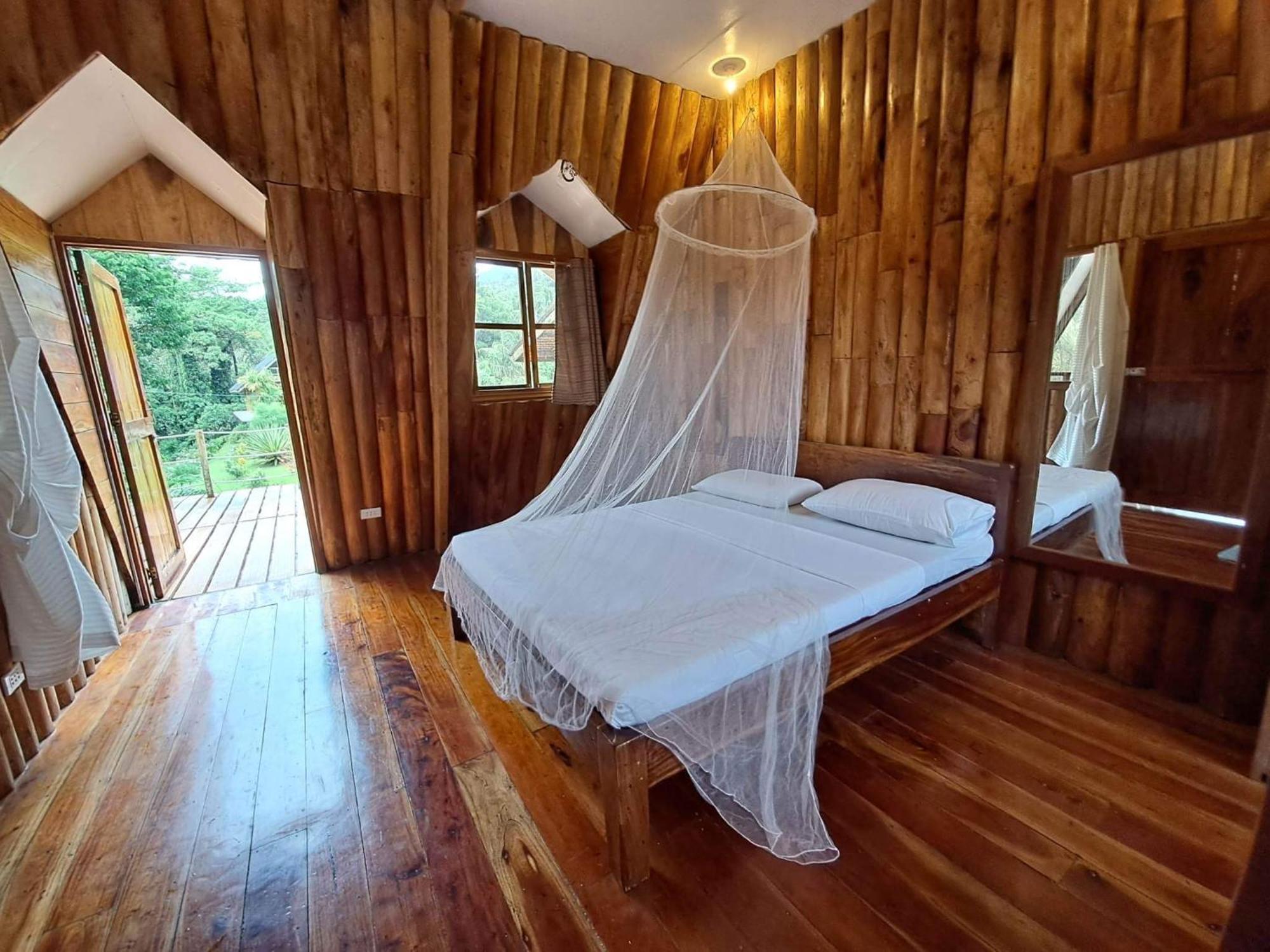 Camiguin Volcano Houses - A-Frame House Mambajao Eksteriør billede
